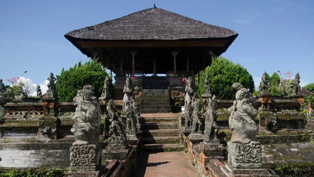 Kawasan Wisata Pura Taman Ayun